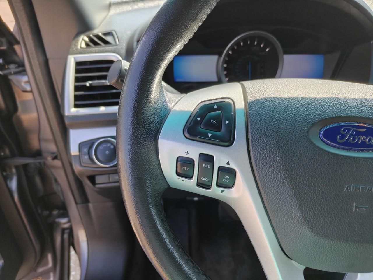 Ford Explorer XLT 4WD 2013