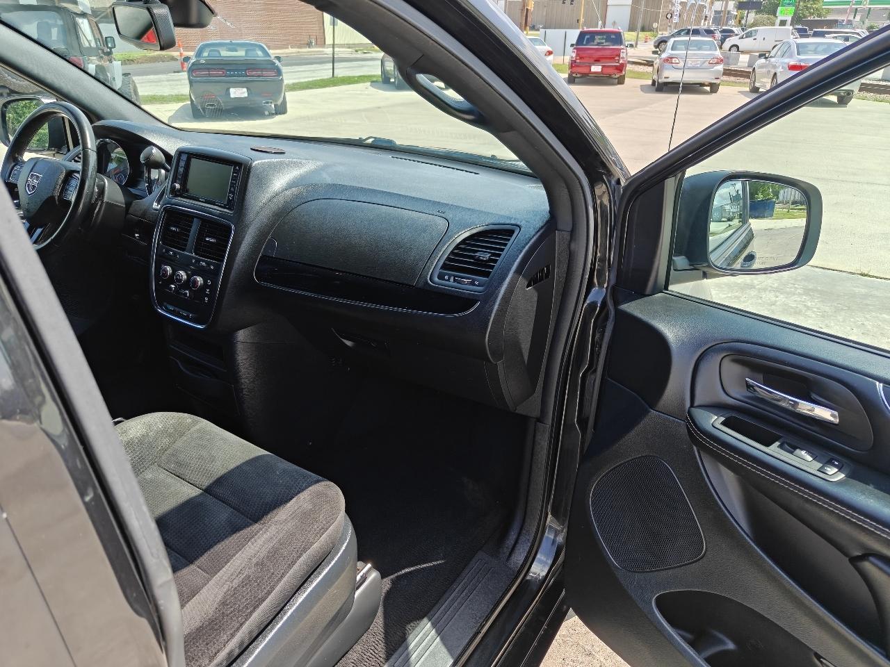 Dodge Grand Caravan SE Plus 2019