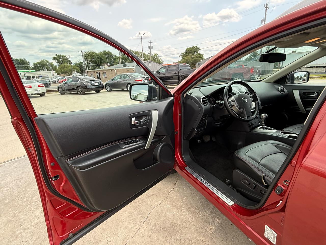 Nissan Rogue SV AWD 2012