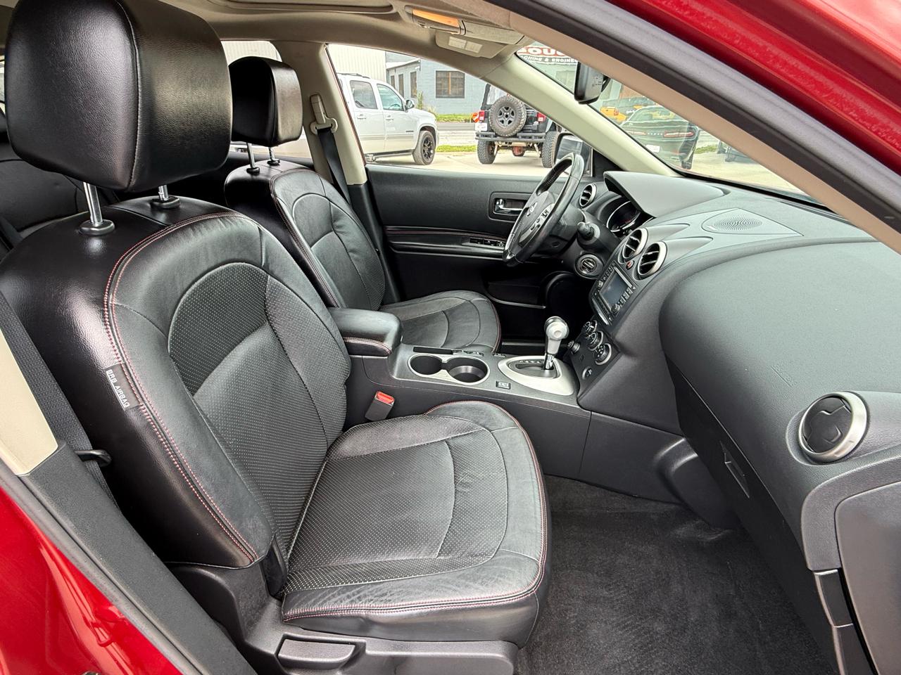 Nissan Rogue SV AWD 2012