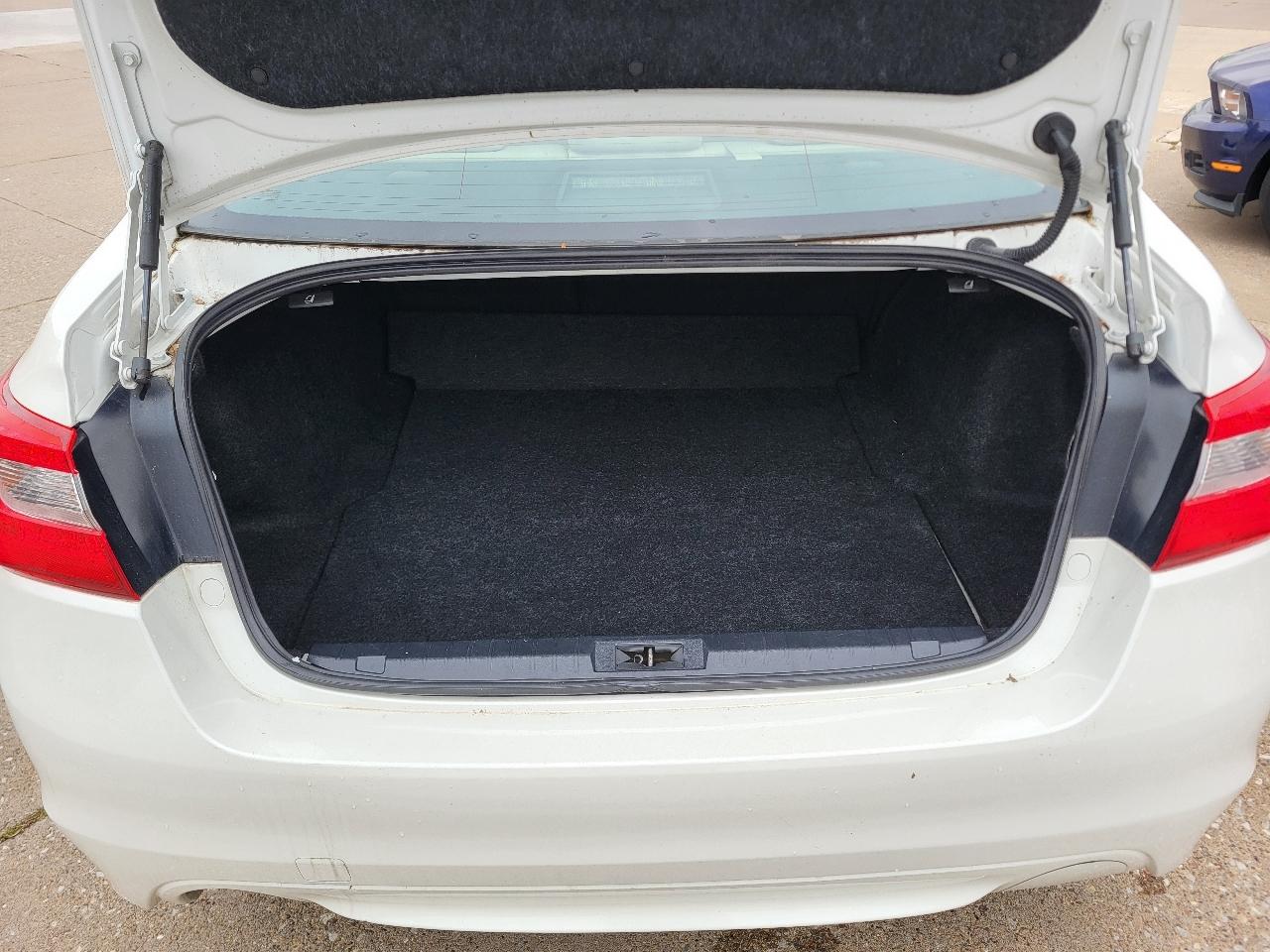Subaru Legacy 2.5i 2015