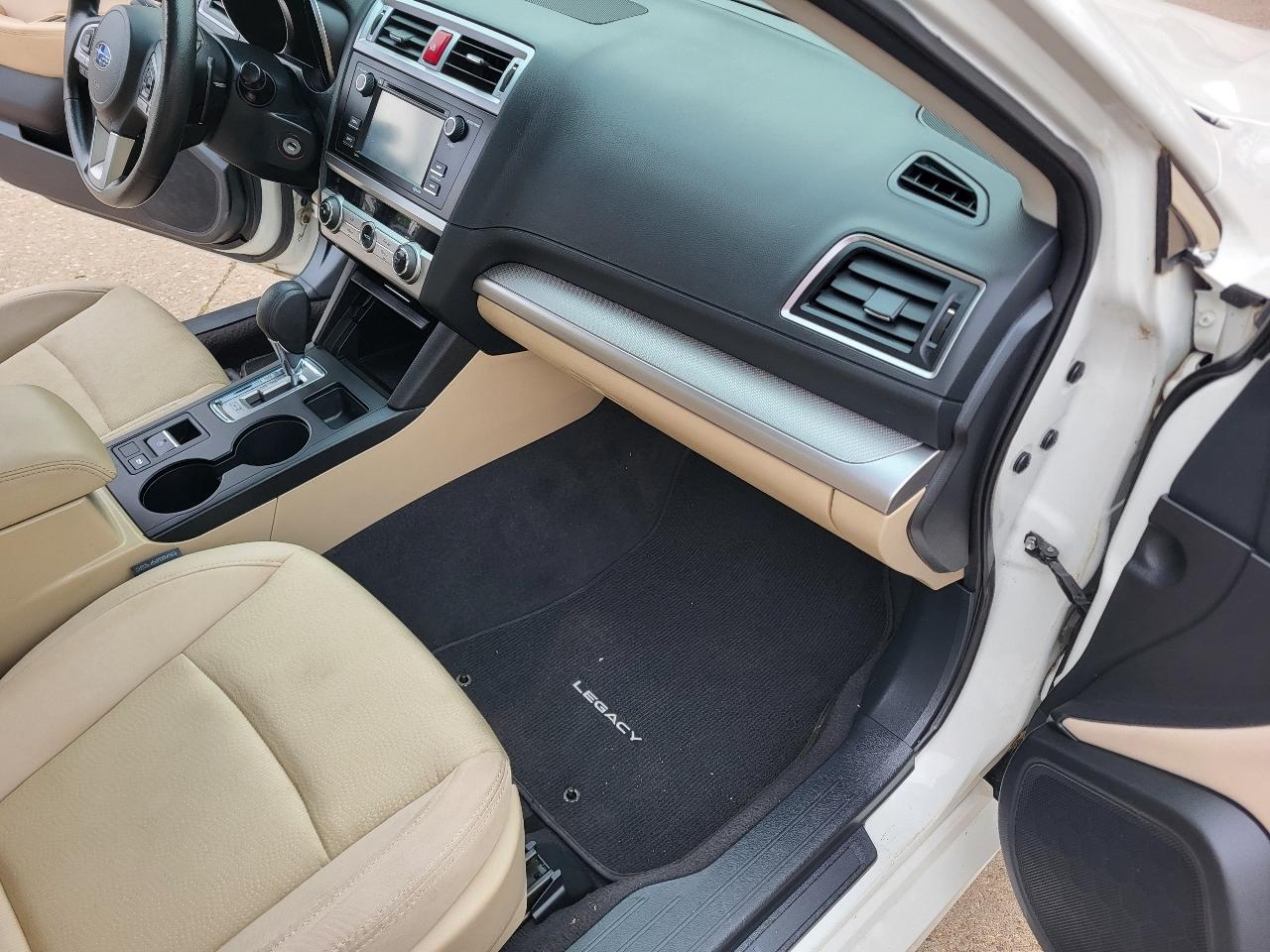 Subaru Legacy 2.5i 2015