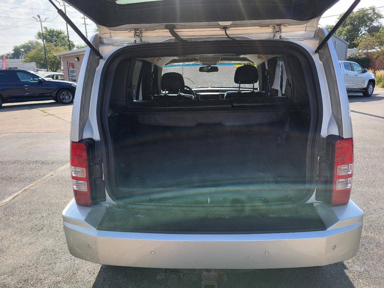 Jeep Liberty Sport 4WD 2012