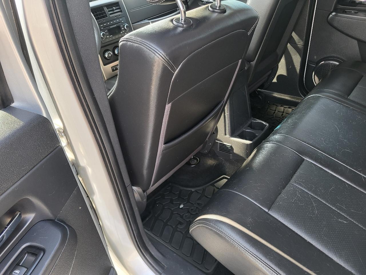 Jeep Liberty Sport 4WD 2012