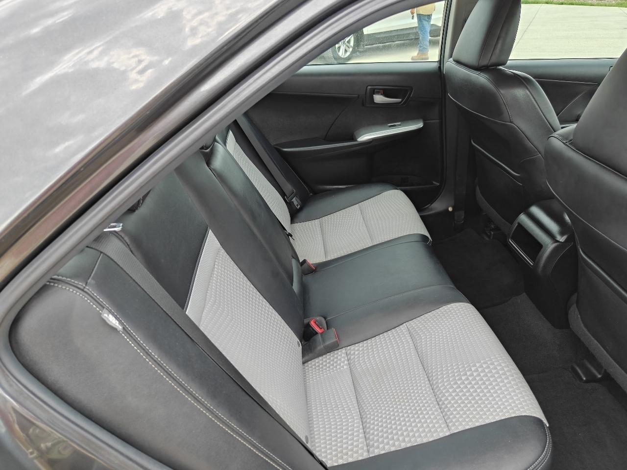 Toyota Camry SE 2014