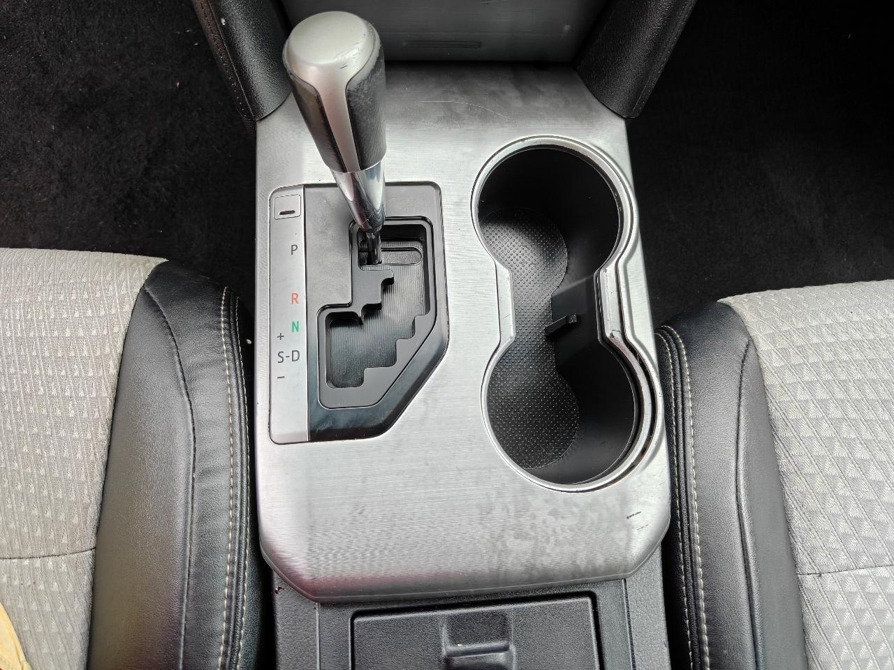 Toyota Camry SE 2014