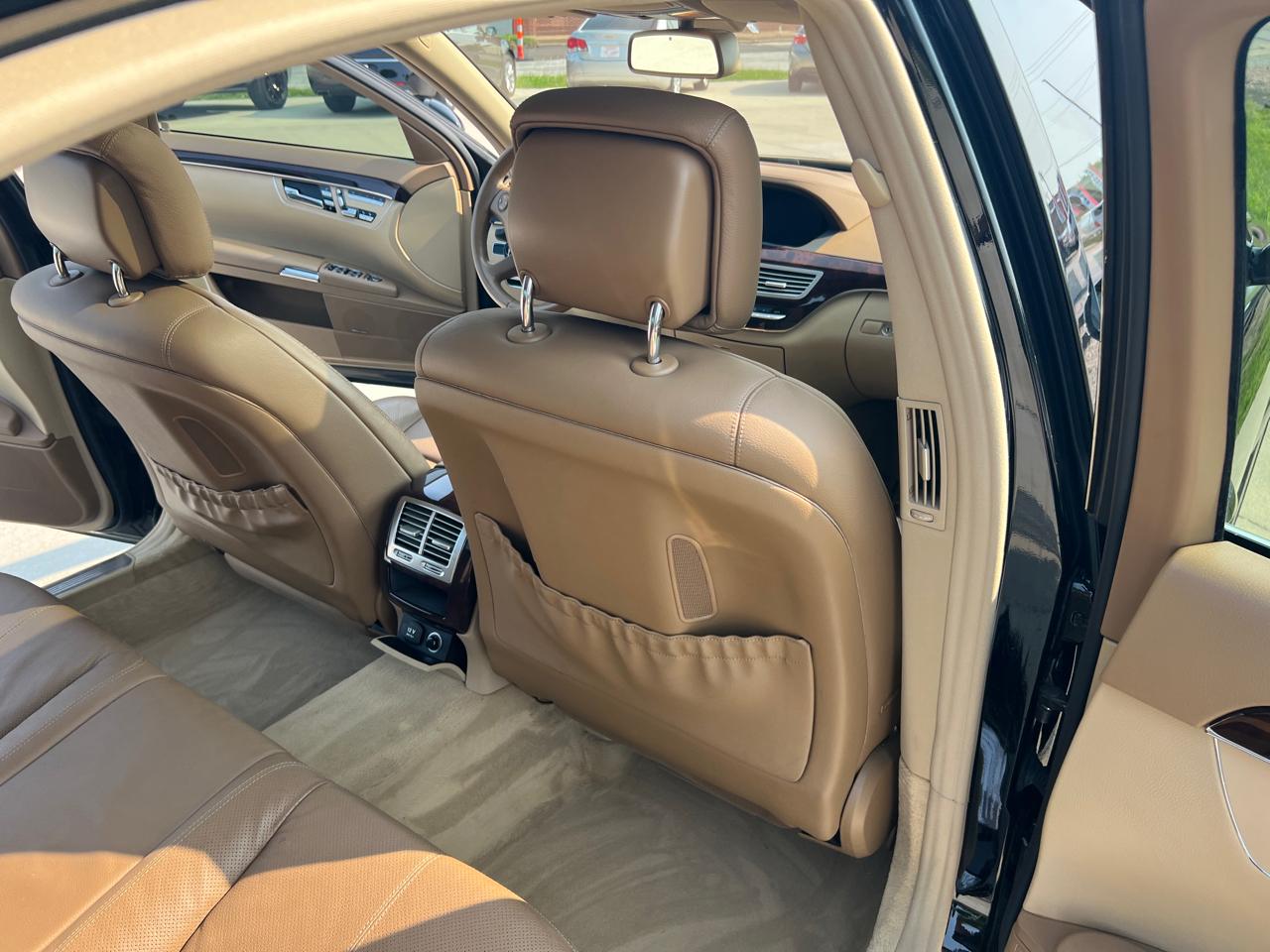 Mercedes-Benz S-Class S550 4MATIC 2007