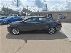 2020 Ford Fusion 