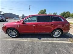 2016 Lincoln MKT 