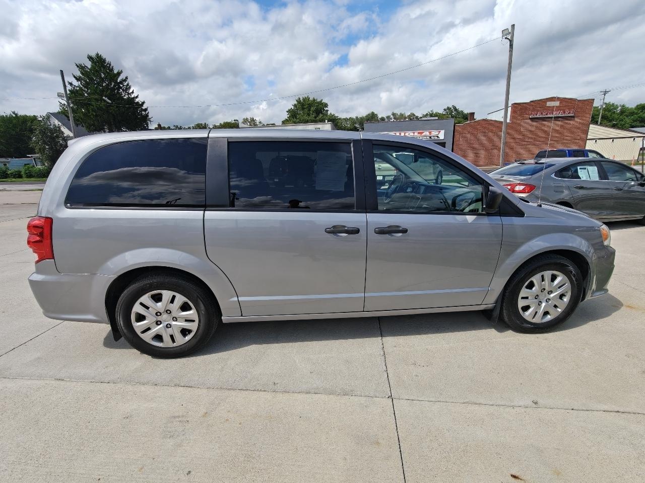 Dodge Grand Caravan SE 2019