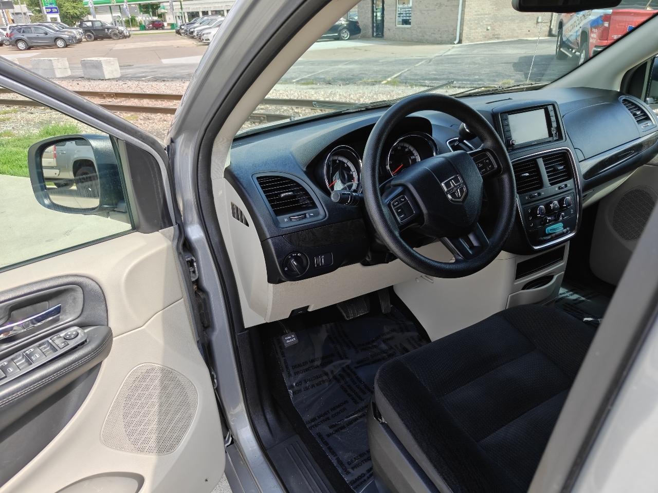 Dodge Grand Caravan SE 2019