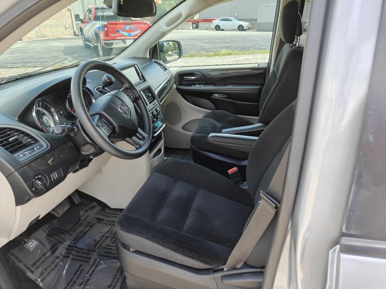 Dodge Grand Caravan SE 2019