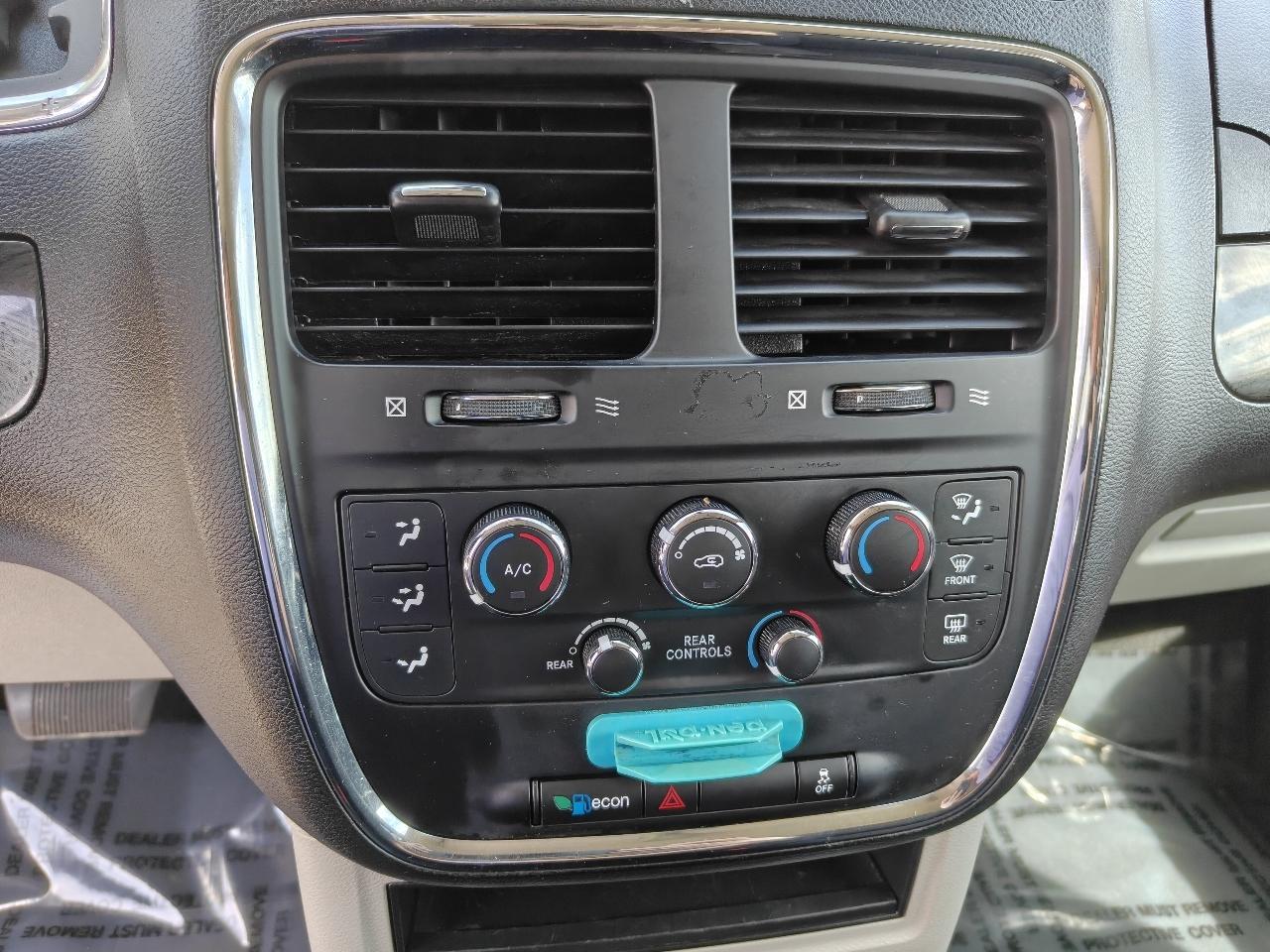 Dodge Grand Caravan SE 2019