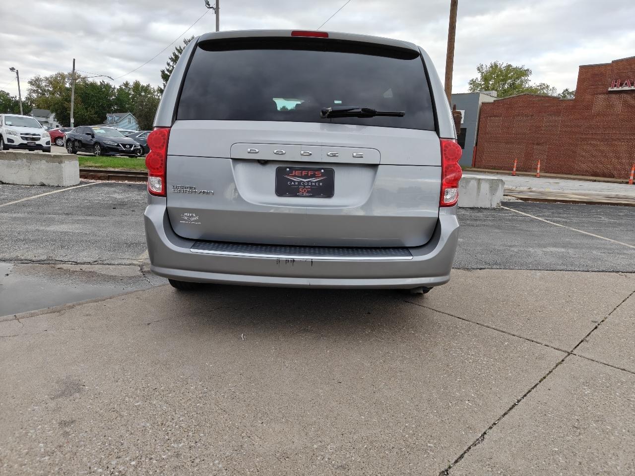 Dodge Grand Caravan SE 2019