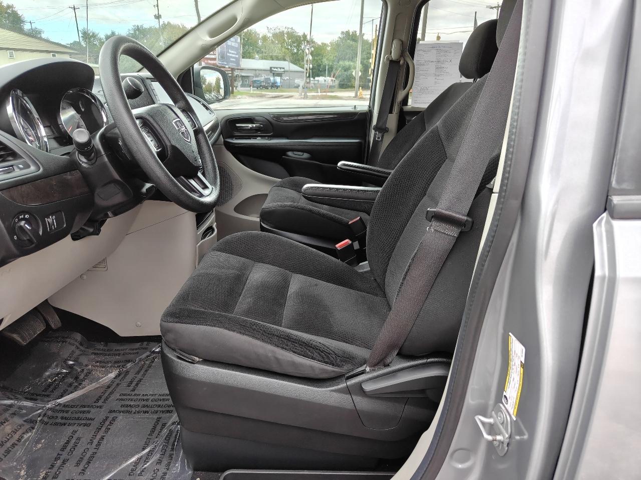 Dodge Grand Caravan SE 2019