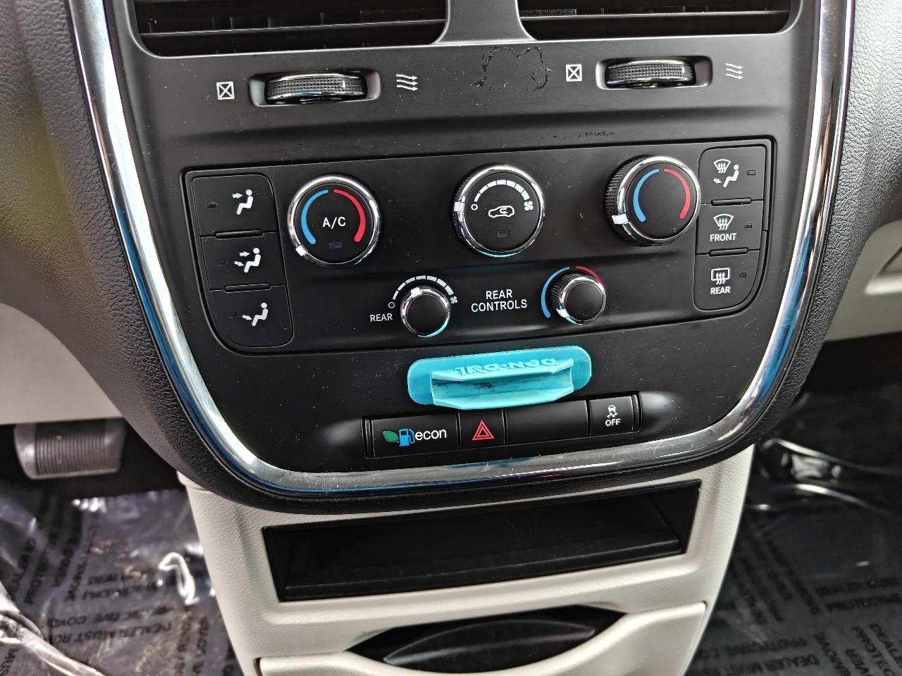 Dodge Grand Caravan SE 2019
