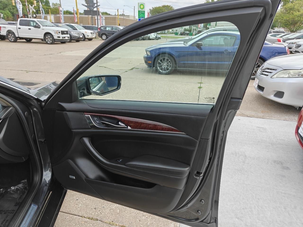 Cadillac CTS 2.0L Turbo Luxury AWD 2014