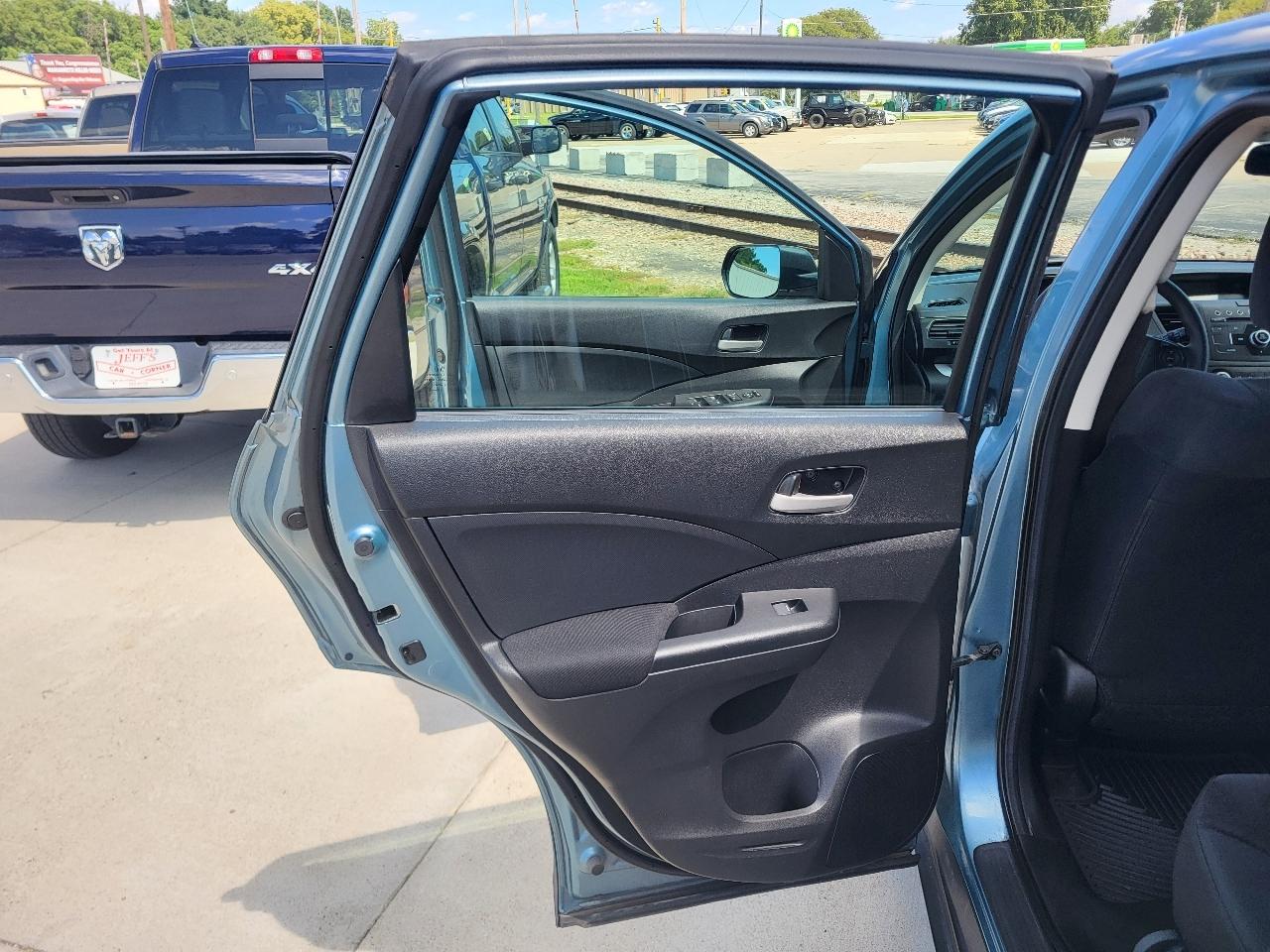Honda CR-V LX 4WD 5-Speed AT 2014