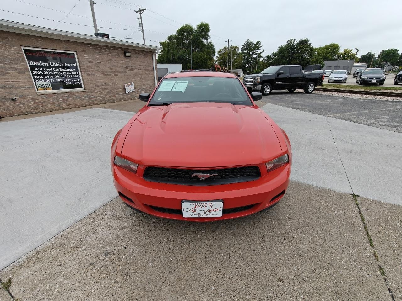 Ford Mustang V6 Coupe 2010