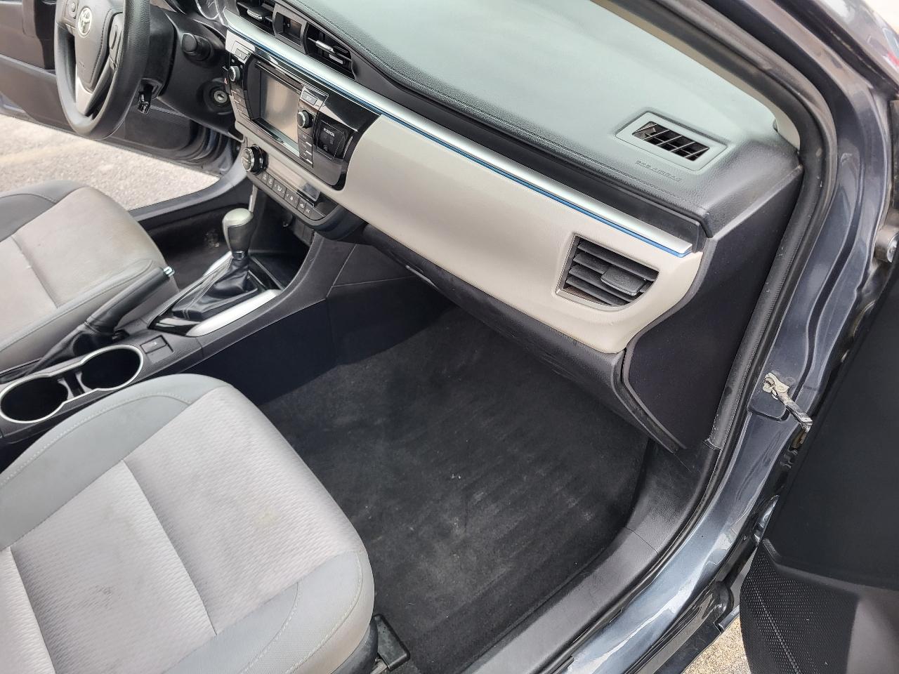 Toyota Corolla LE CVT 2014