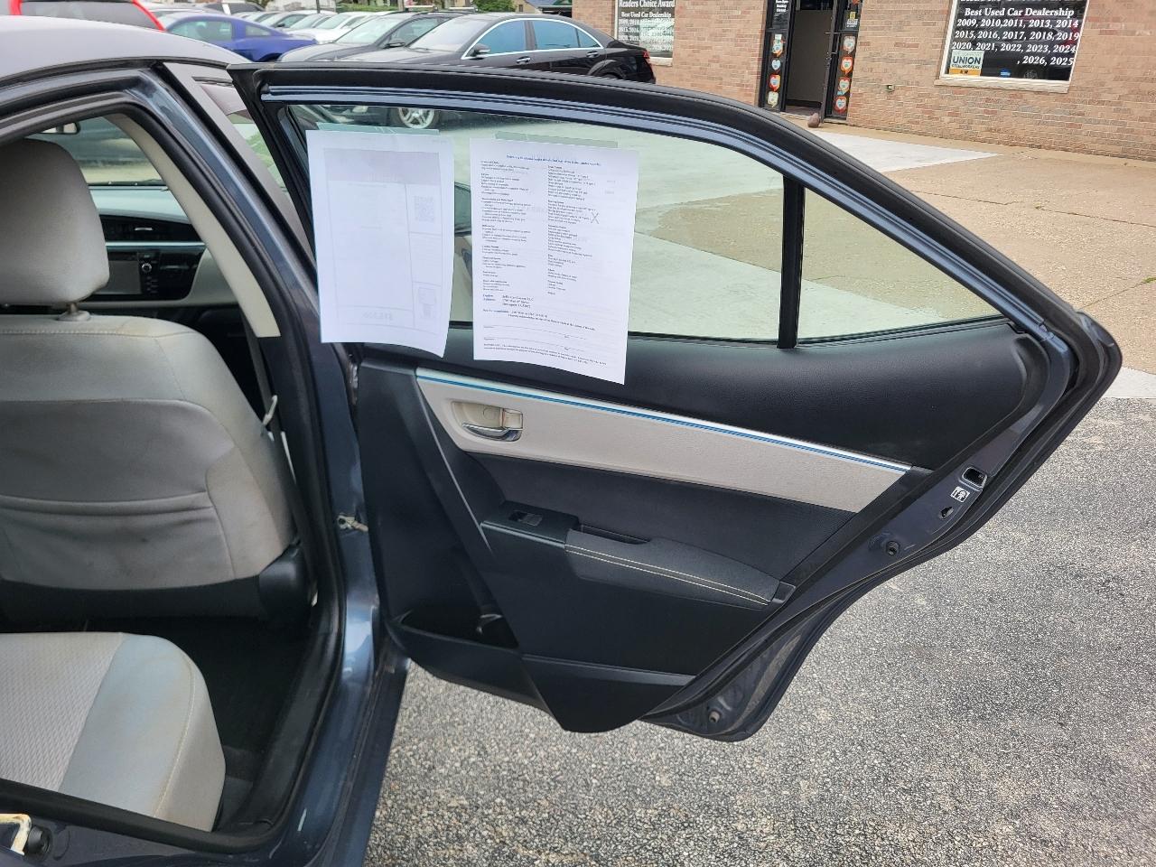Toyota Corolla LE CVT 2014