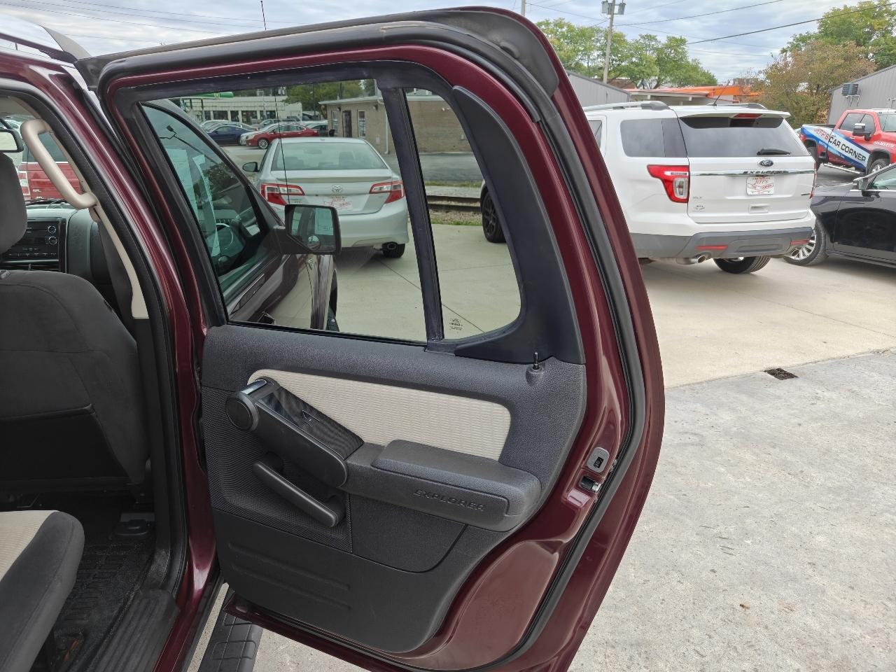 Ford Explorer Sport Trac Limited 4.6L 4WD 2008