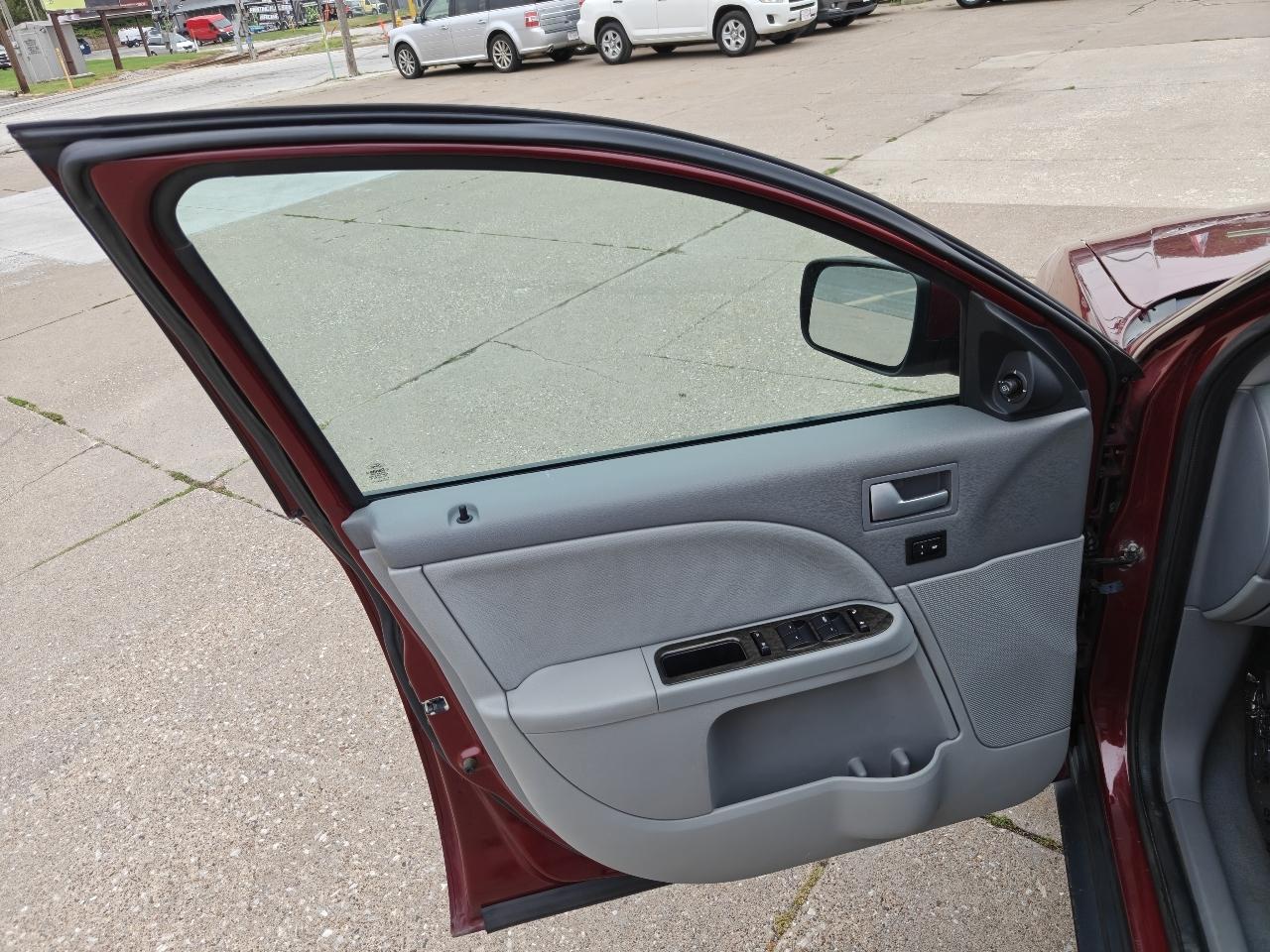 Mercury Montego Premier 2007