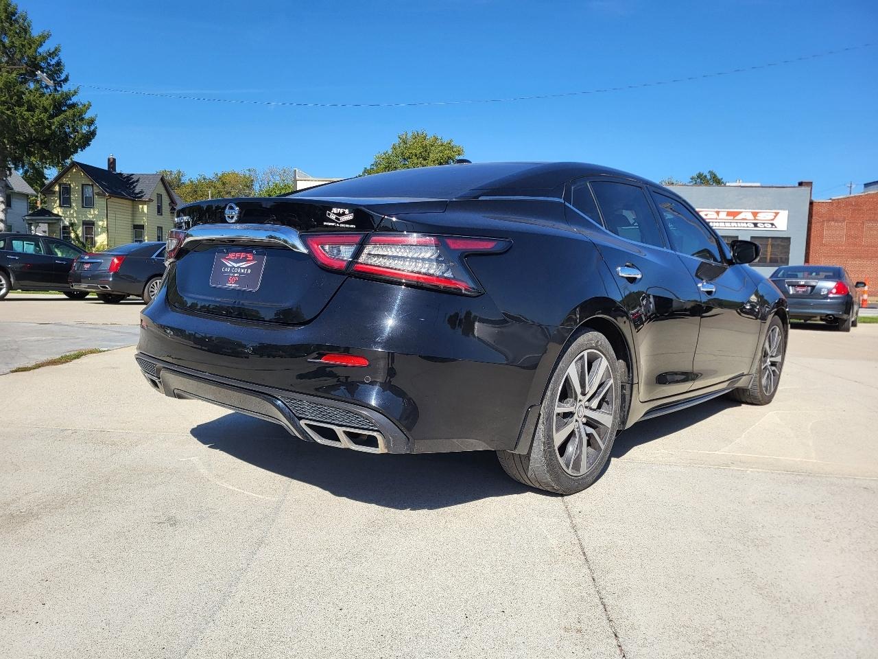 Nissan Maxima 3.5 SV 2020
