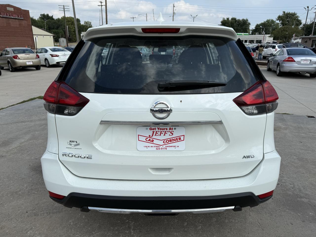 Nissan Rogue SV AWD 2017