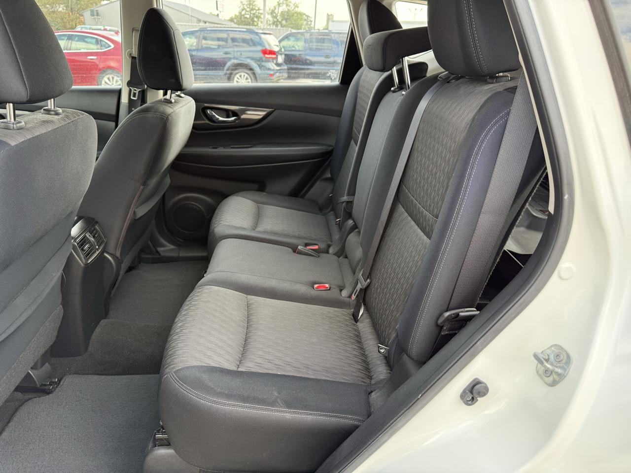 Nissan Rogue SV AWD 2017
