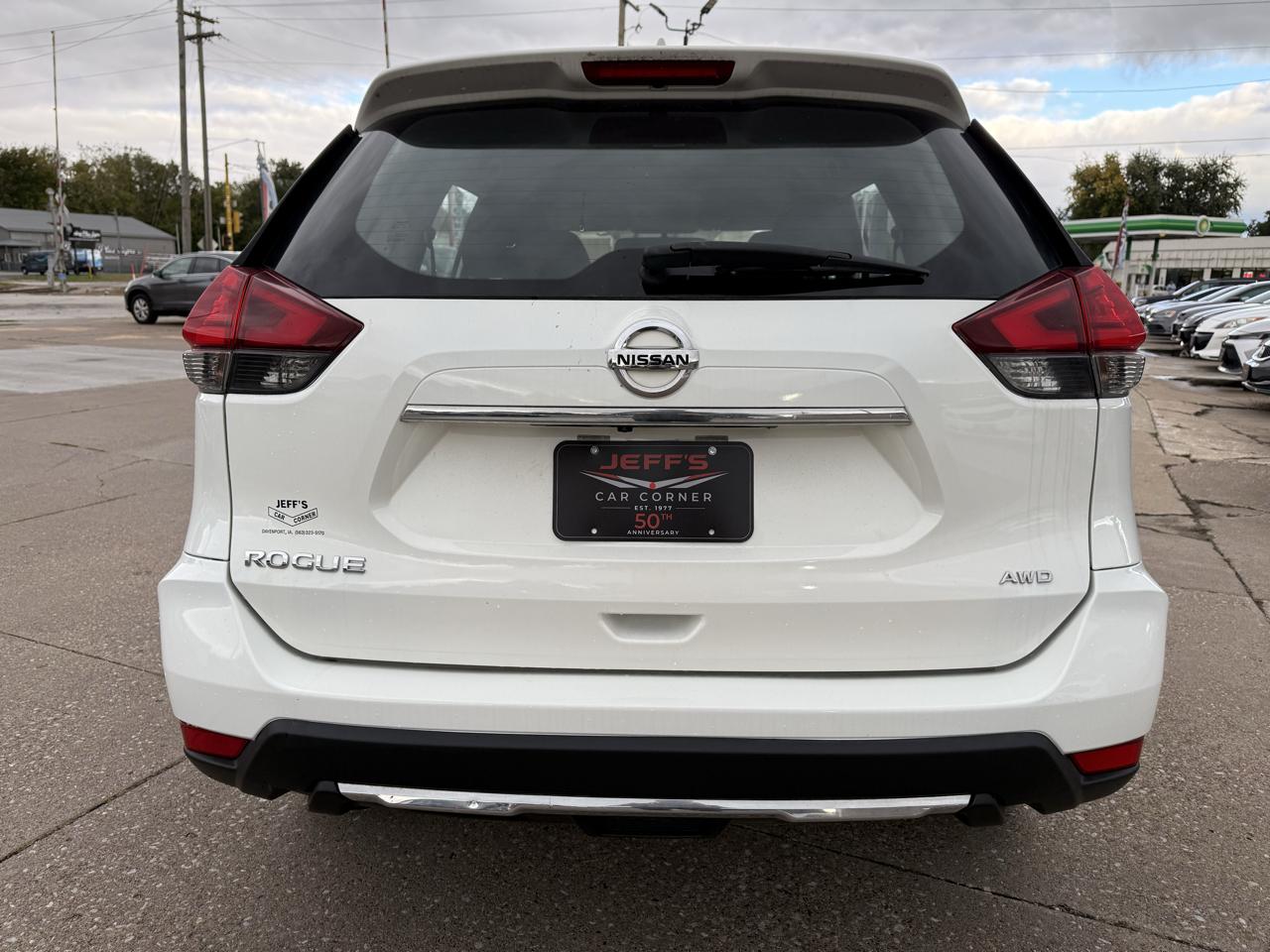 Nissan Rogue SV AWD 2017
