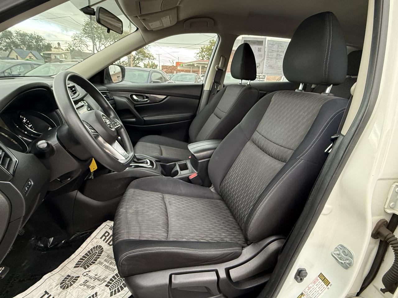 Nissan Rogue SV AWD 2017