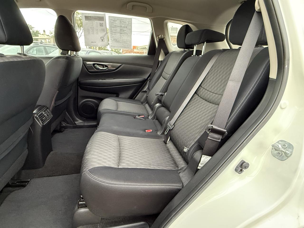 Nissan Rogue SV AWD 2017