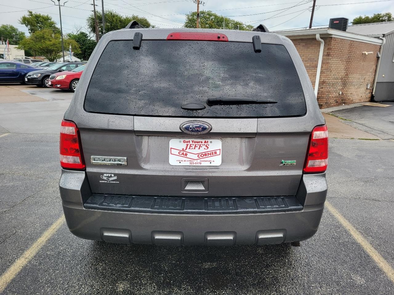 Ford Escape XLT FWD 2012