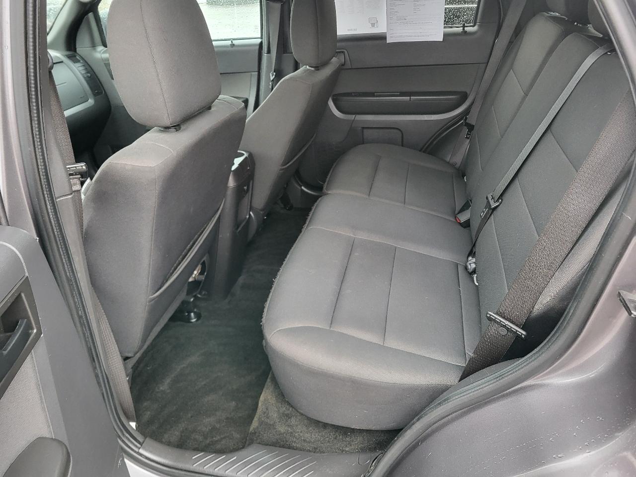 Ford Escape XLT FWD 2012