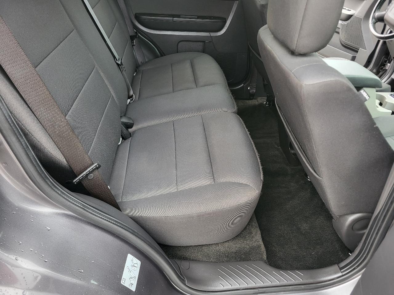 Ford Escape XLT FWD 2012