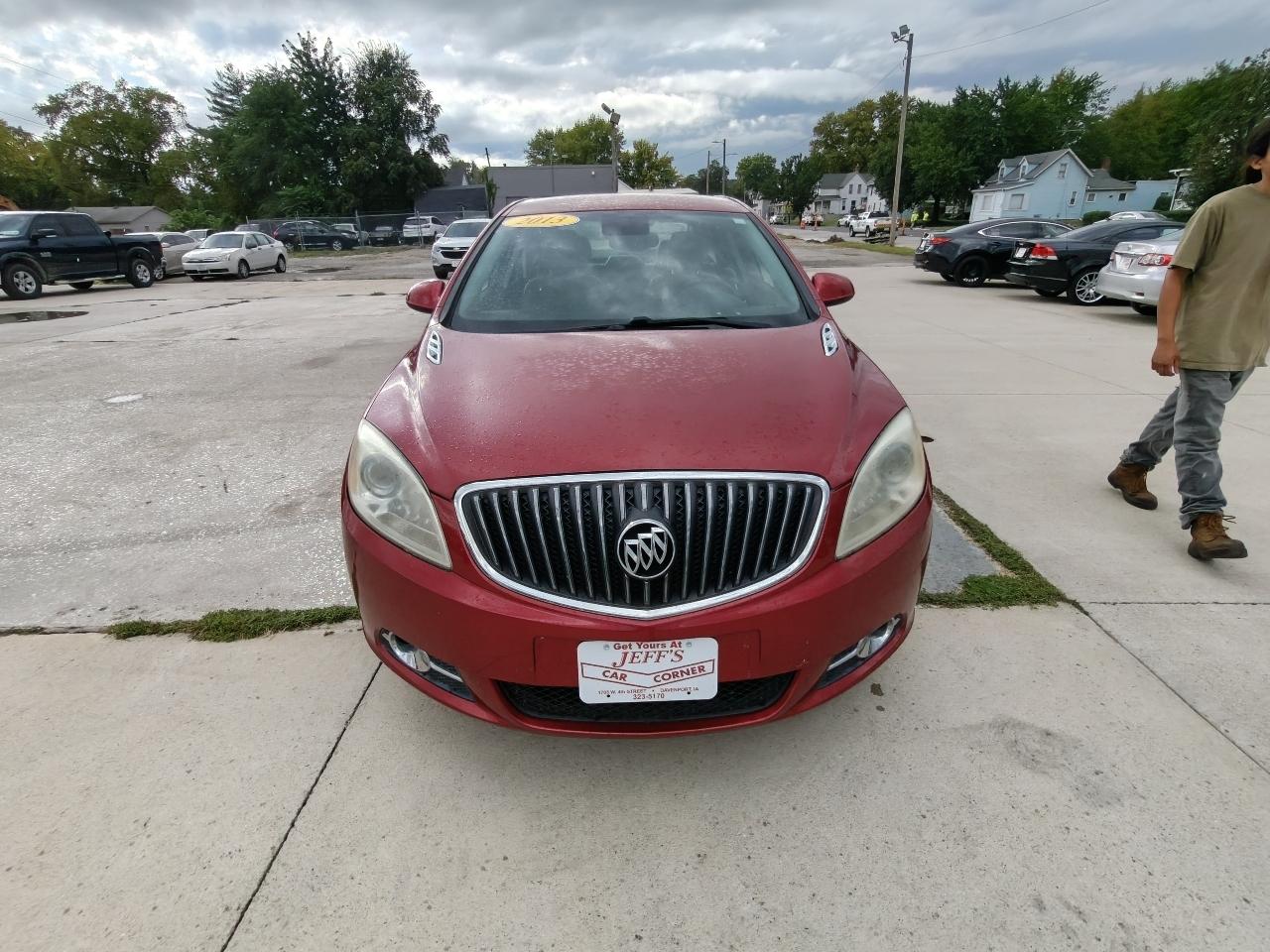 Buick Verano Base 2013