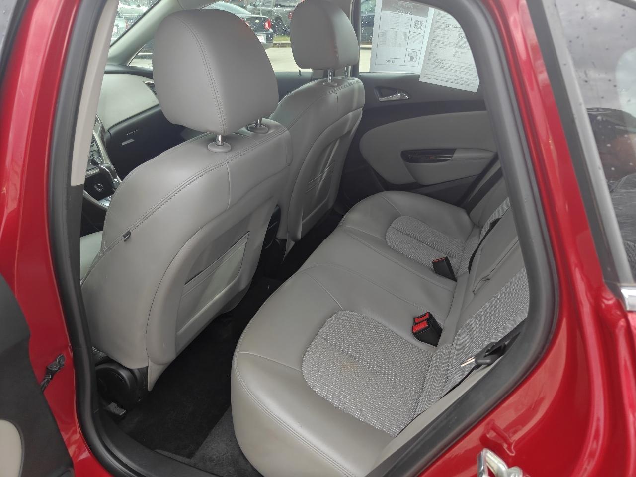 Buick Verano Base 2013