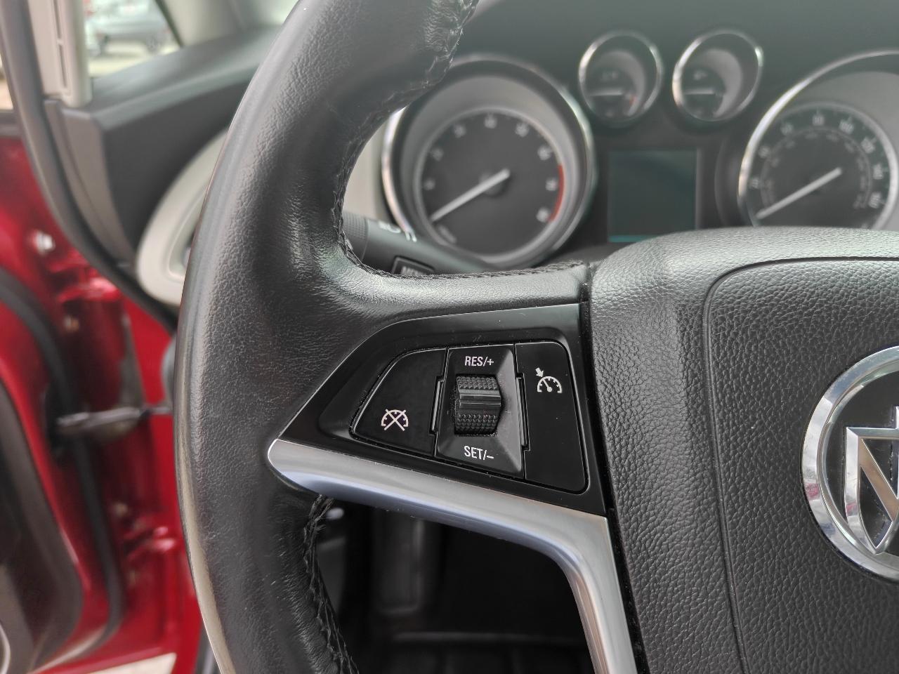 Buick Verano Base 2013