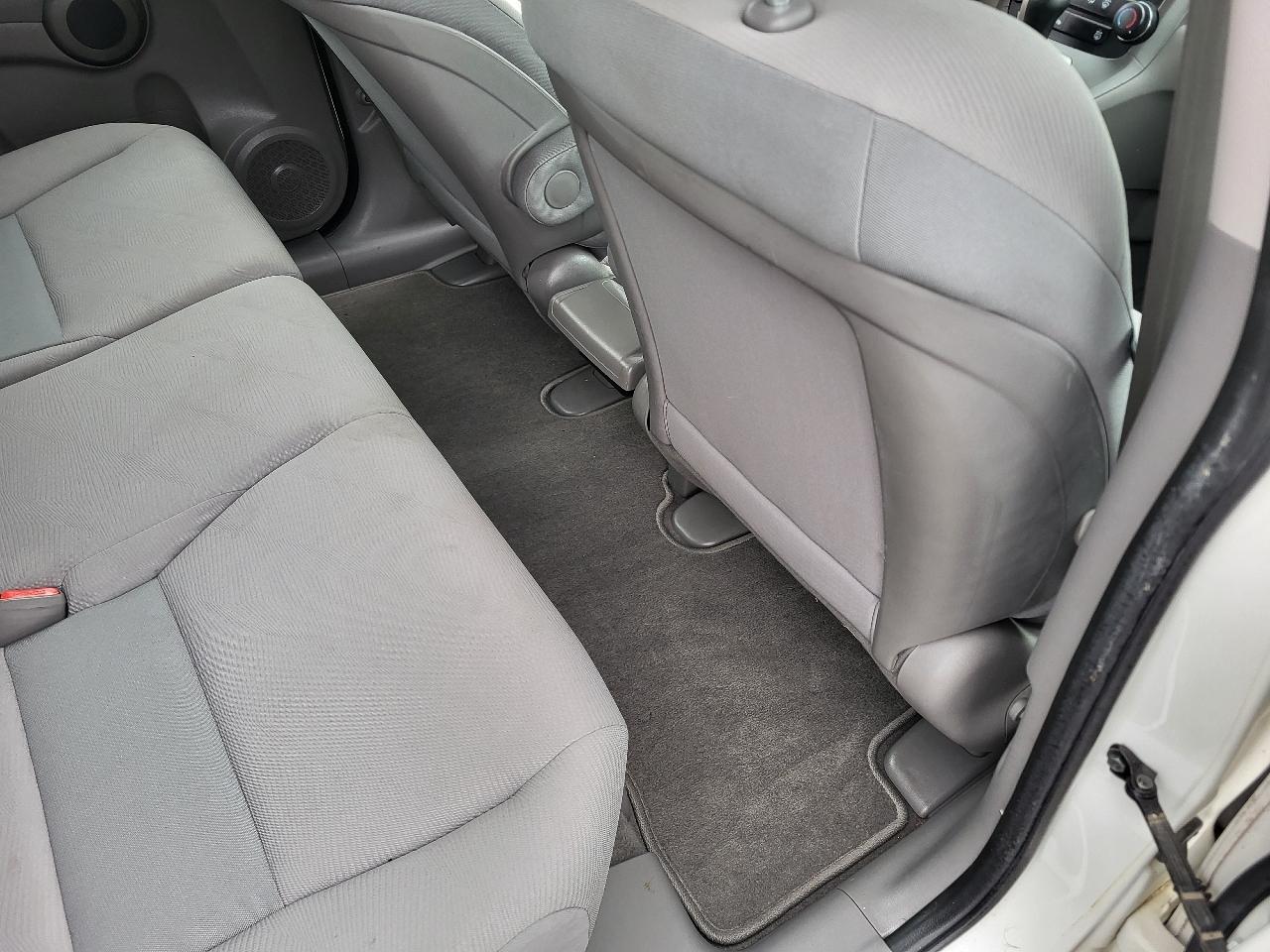 Honda CR-V LX 4WD 5-Speed AT 2010
