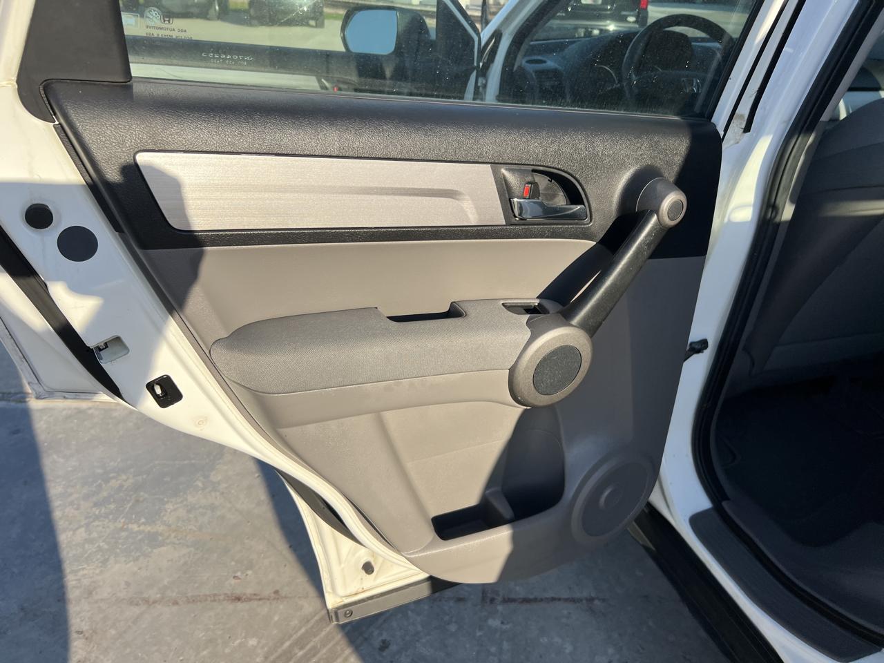 Honda CR-V LX 4WD 5-Speed AT 2010