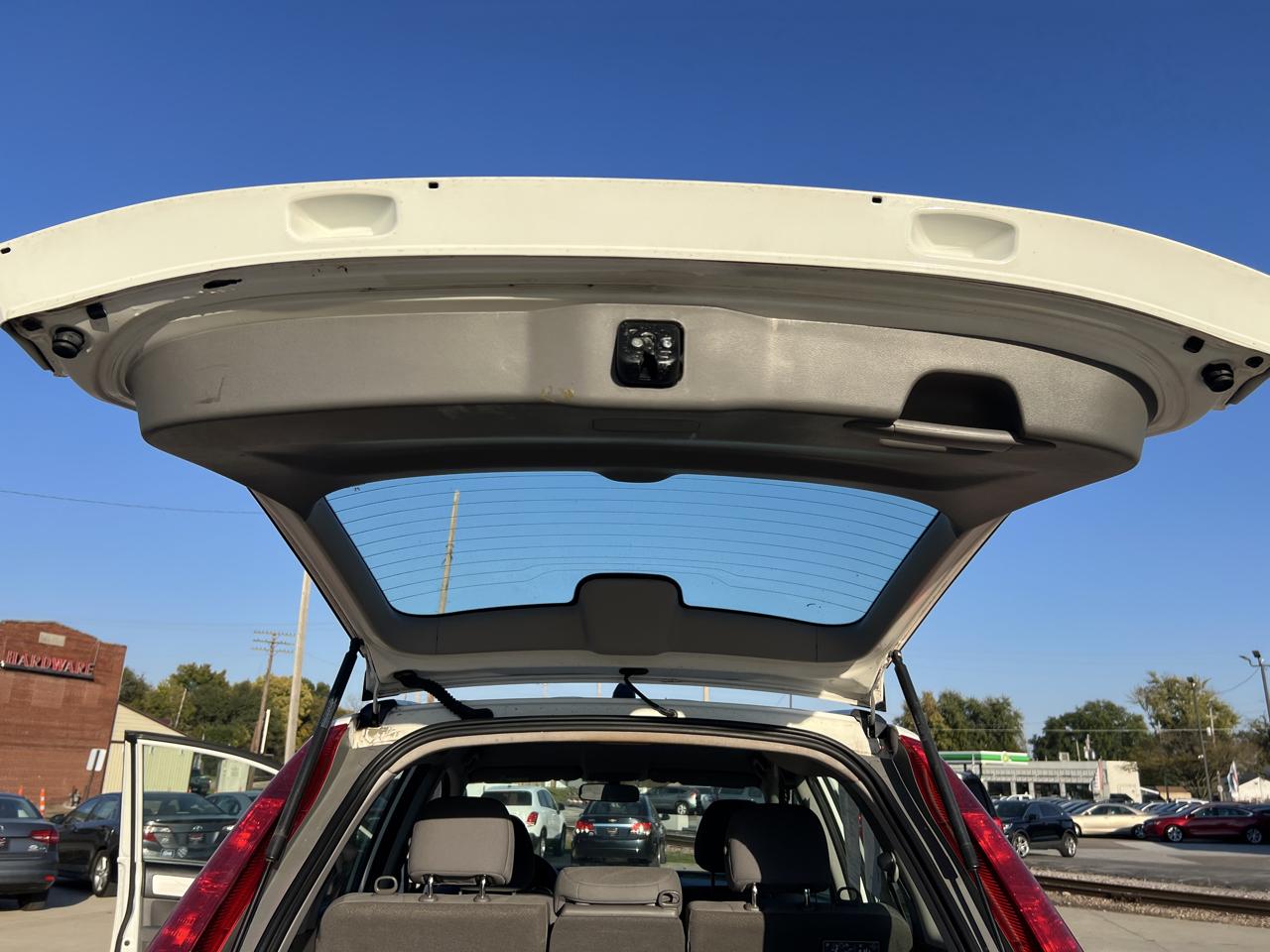 Honda CR-V LX 4WD 5-Speed AT 2010