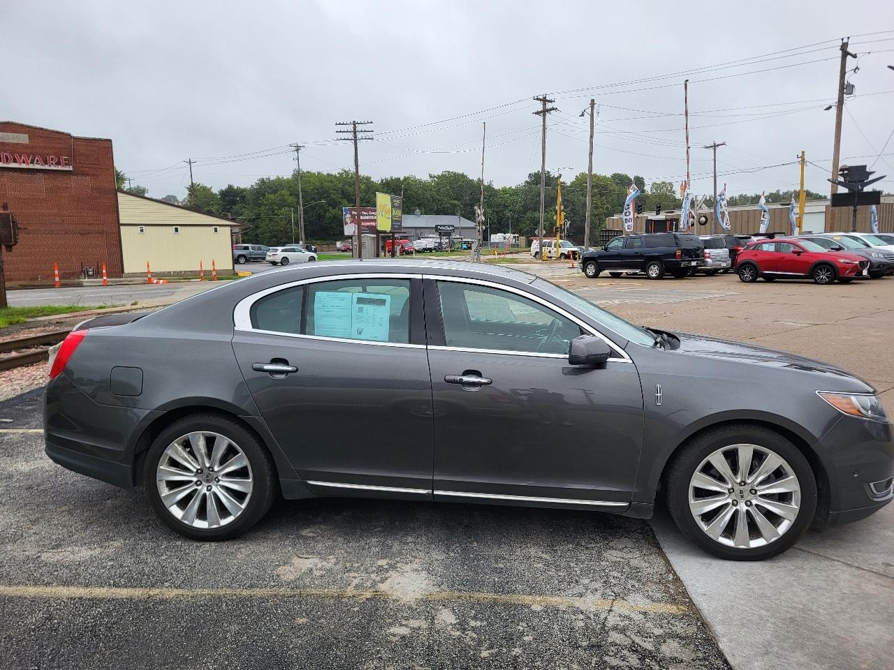 Lincoln MKS EcoBoost AWD 2016