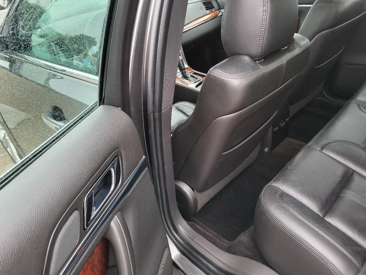 Lincoln MKS EcoBoost AWD 2016