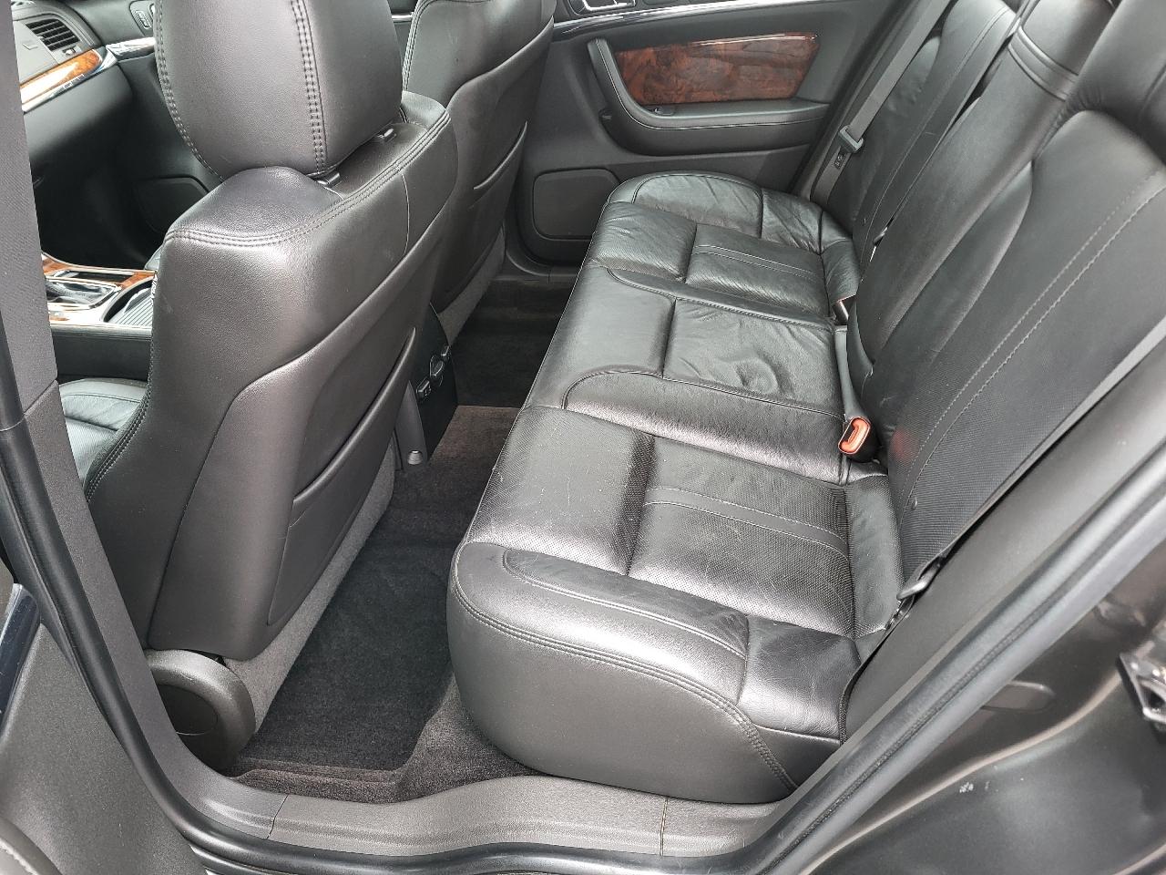 Lincoln MKS EcoBoost AWD 2016