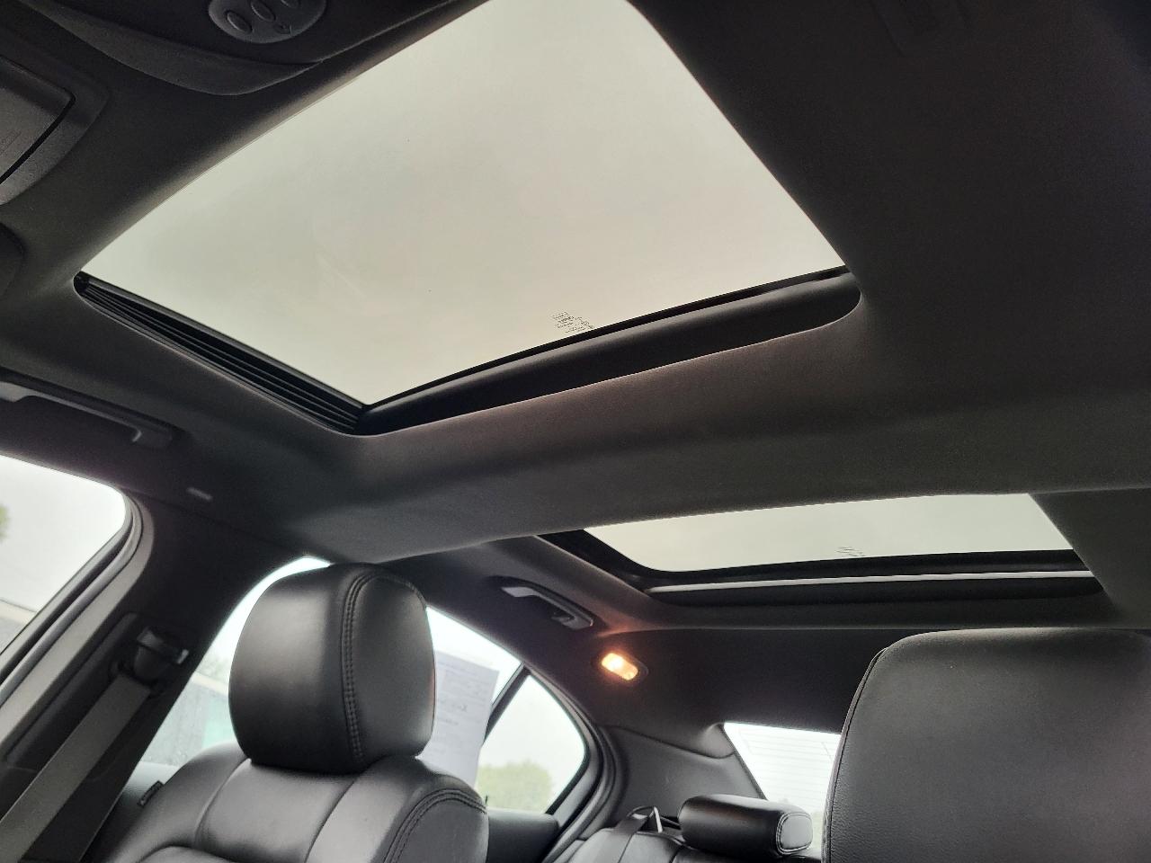 Lincoln MKS EcoBoost AWD 2016