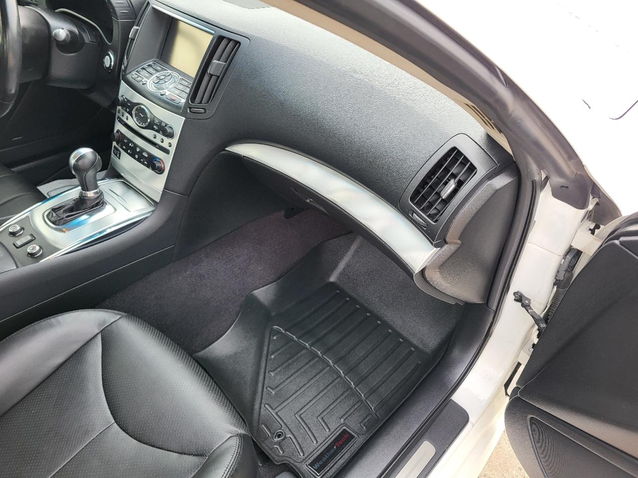 Infiniti Q60 Coupe AWD 2014