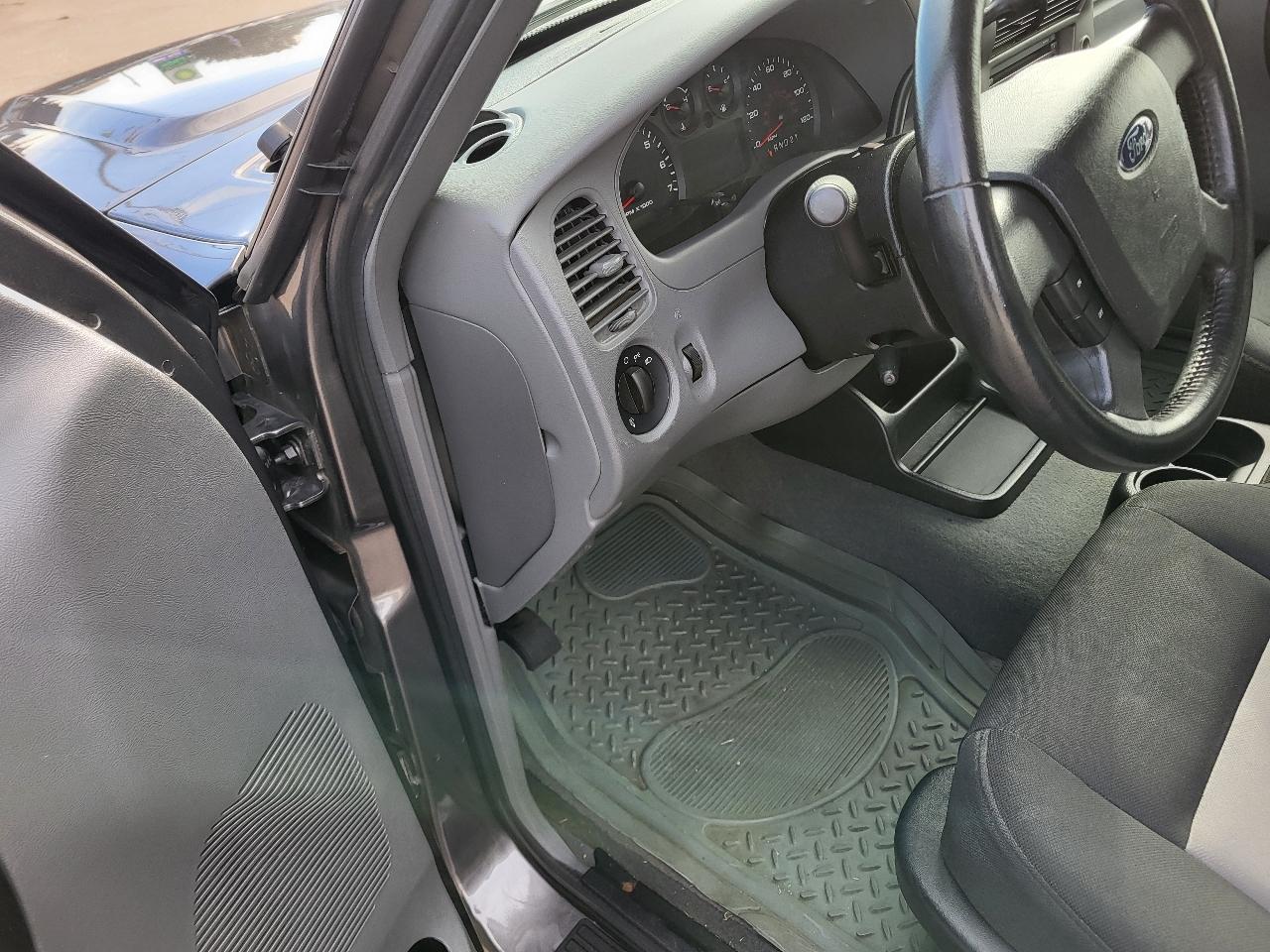 Ford Ranger XL SuperCab 2WD 2011