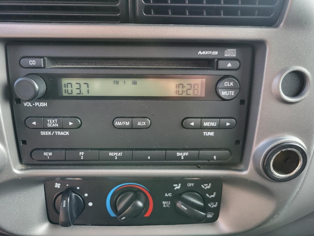 Ford Ranger XL SuperCab 2WD 2011
