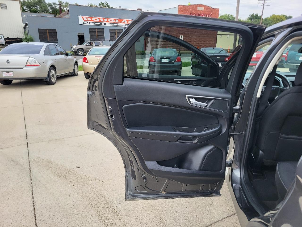 Ford Edge SE AWD 2020